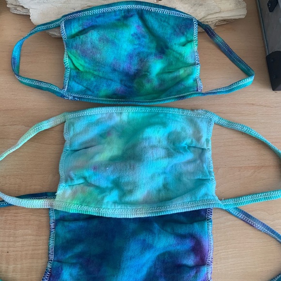 NWT blue & green tie dye mask bundle - Picture 6 of 7